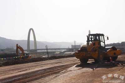 天水城市綠化新篇章 天潤大橋引橋、秦州印象等多項(xiàng)目周邊綠化將煥然一新